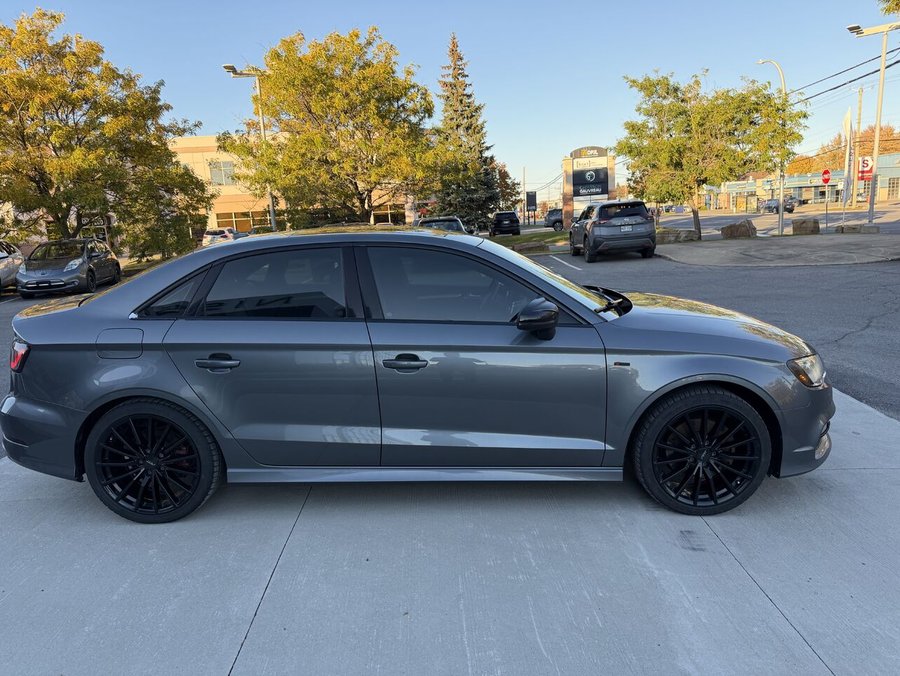 Audi A3 2.0T Technik quattro berline 4 portes 2016 Gris