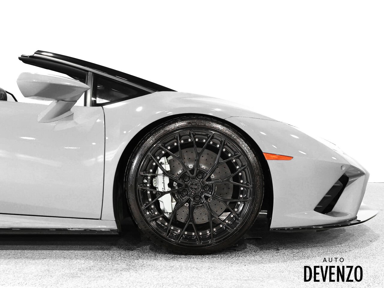 2021 Lamborghini Huracan Silver Saint-Eustache - photo #5