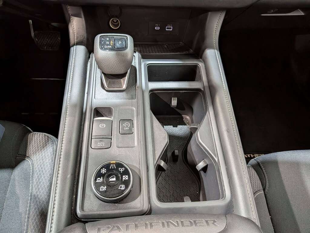 2024 Nissan Pathfinder S 4WD White Val-David - photo #29
