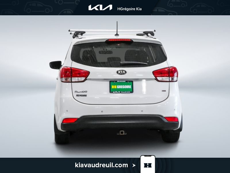 2014 Kia Rondo White Laval - photo #5