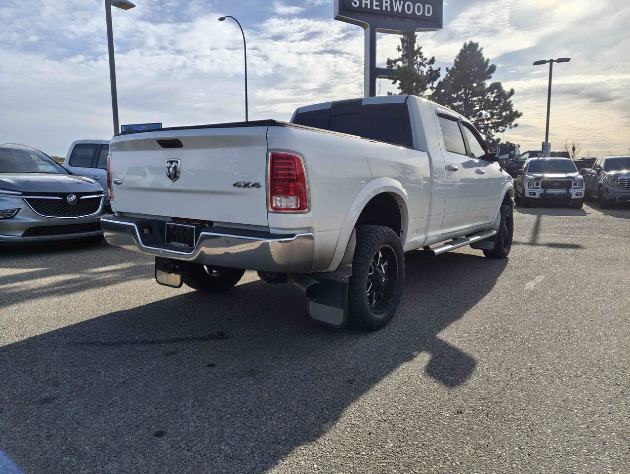 2013 Ram 2500 4WD Mega Cab 160.5 Laramie White Sherwood Park - photo #5
