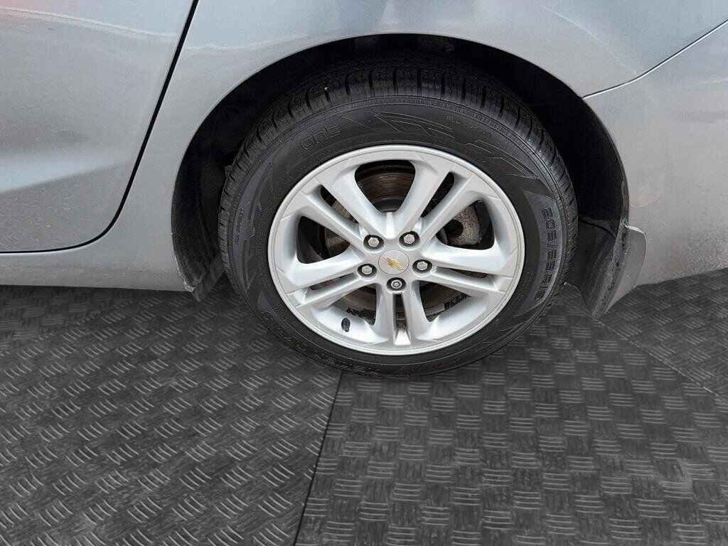 Chevrolet Cruze LT 2018 Gris Baie-Comeau - photo #6