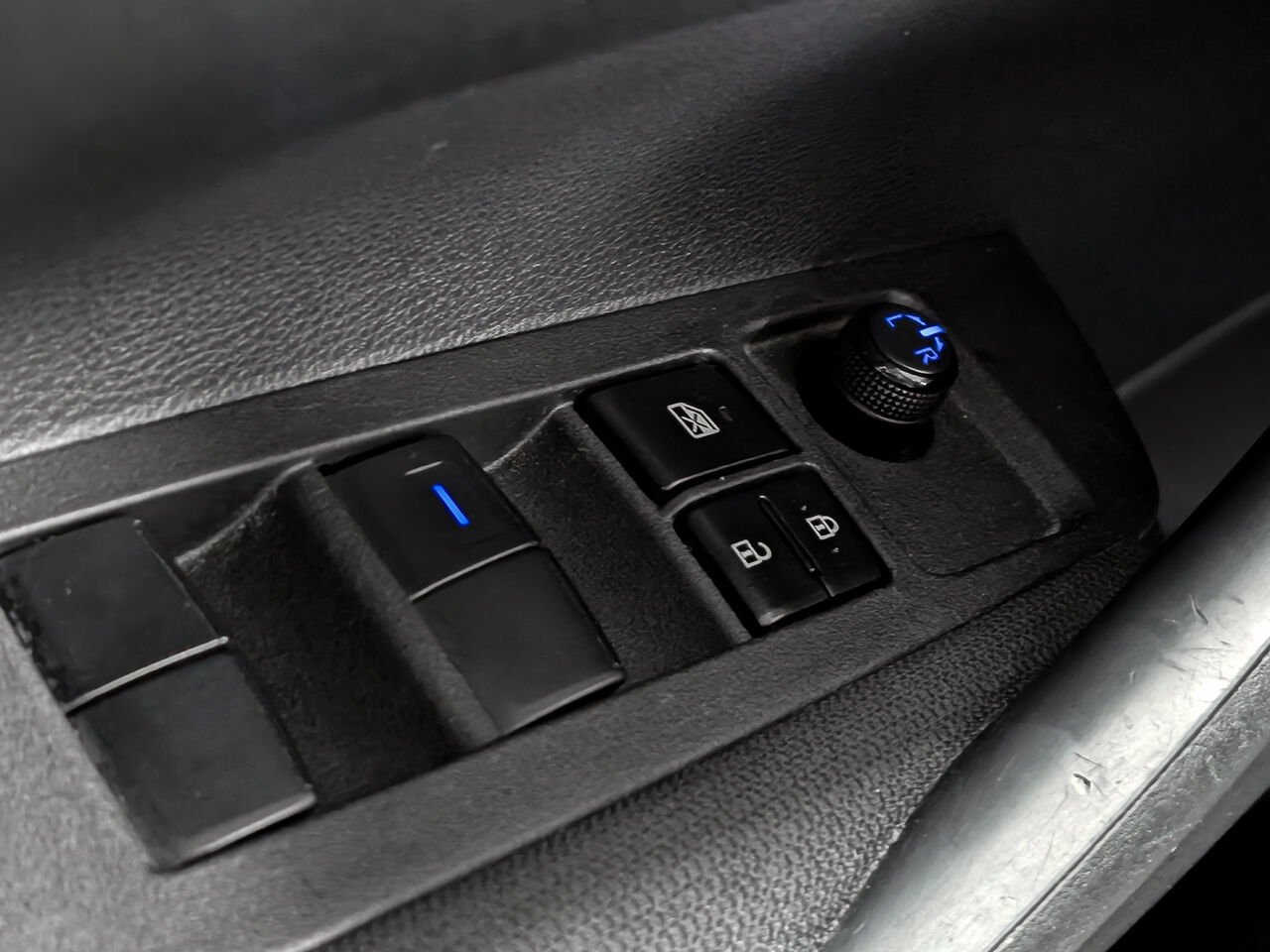 2022 Toyota Corolla 5YFBPMBE6NP357572 Black Sand Pearl Sherbrooke - photo #16