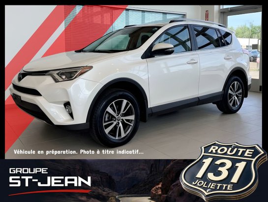 2018 Toyota RAV4 XLE 2018 White