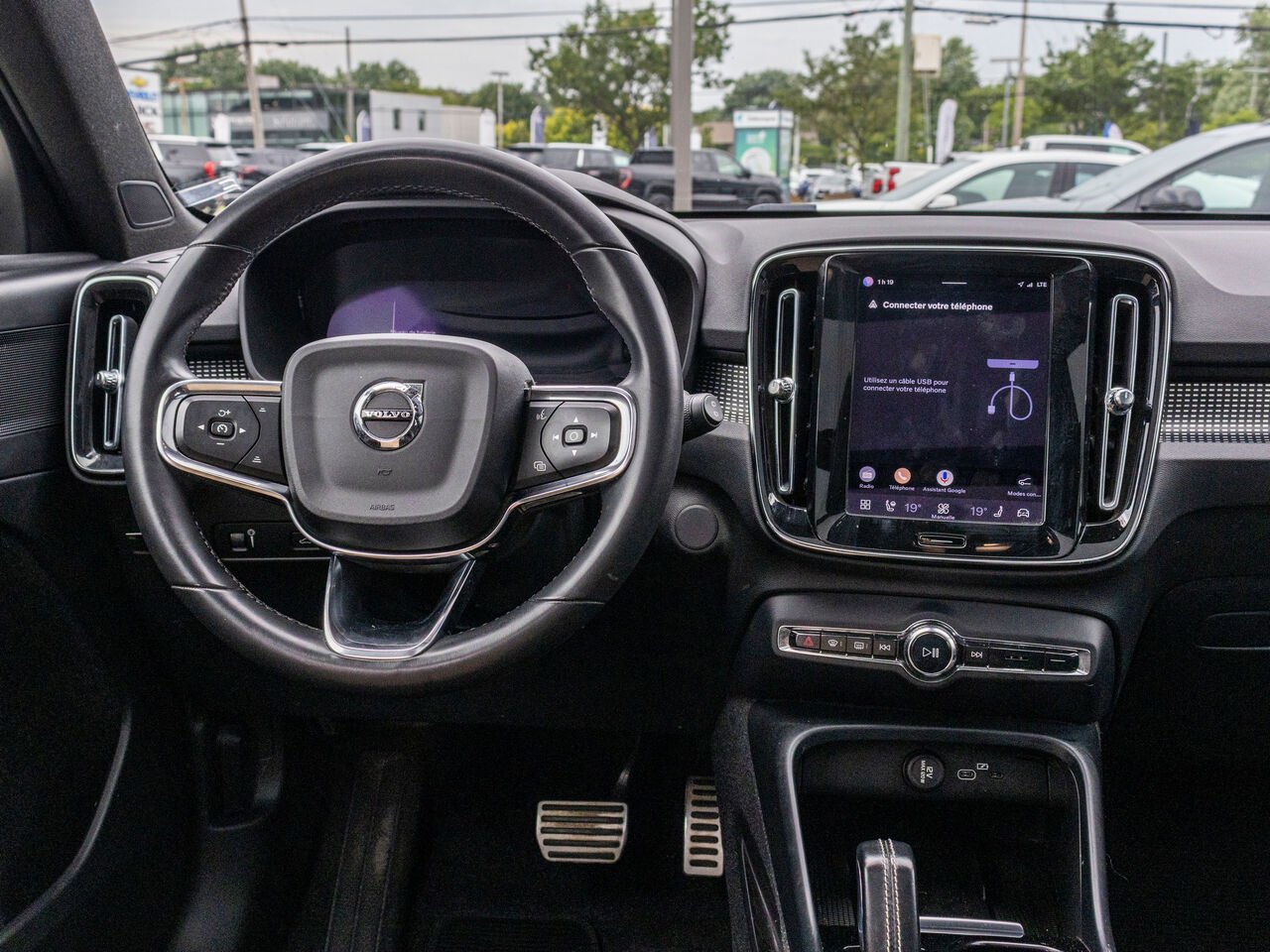 2022 Volvo Recharge XC40 tout électrique XC40 Recharge Plus Black Châteauguay - photo #8