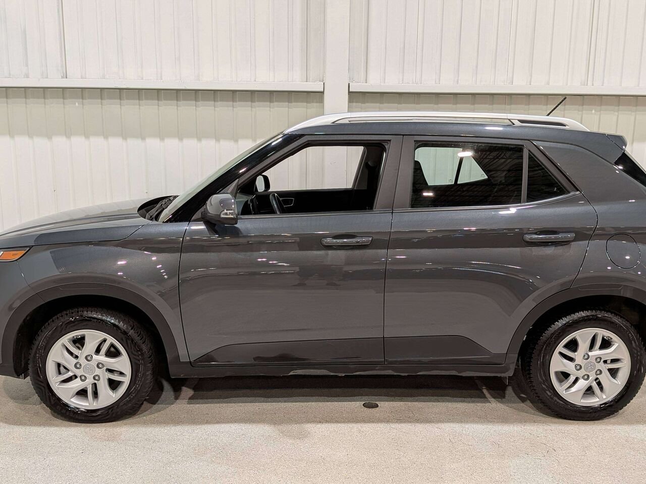 2026 Hyundai Venue Preferred IVT Grey Val-David - photo #4