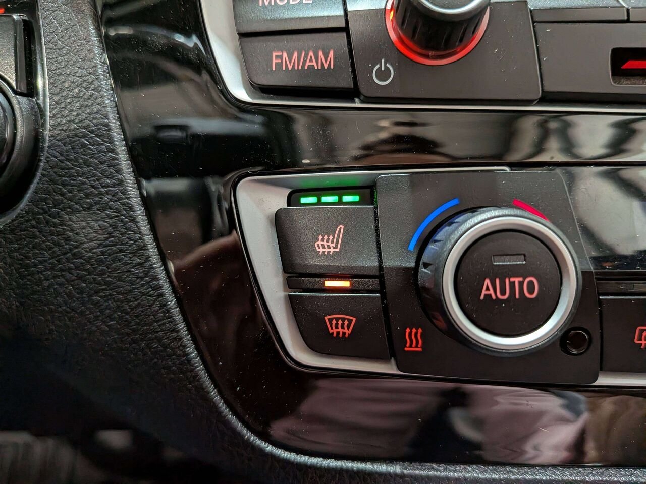 2018 BMW 2 Series M240i xDrive Cabriolet Blue Val-David - photo #18