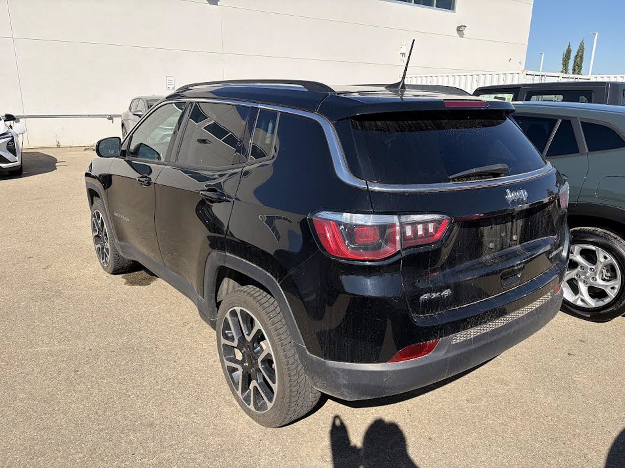 2017 Jeep Compass 4WD 4dr Limited Black Sherwood Park - photo #3