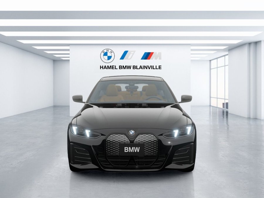 2026 BMW i4 2026 Black Sapphire Metallic
