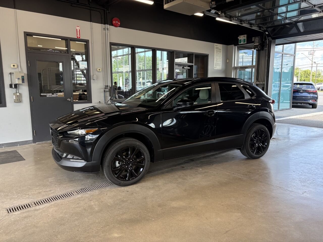 2026 MAZDA CX-30 GS KURO Jet Black Mica Châteauguay - photo #1