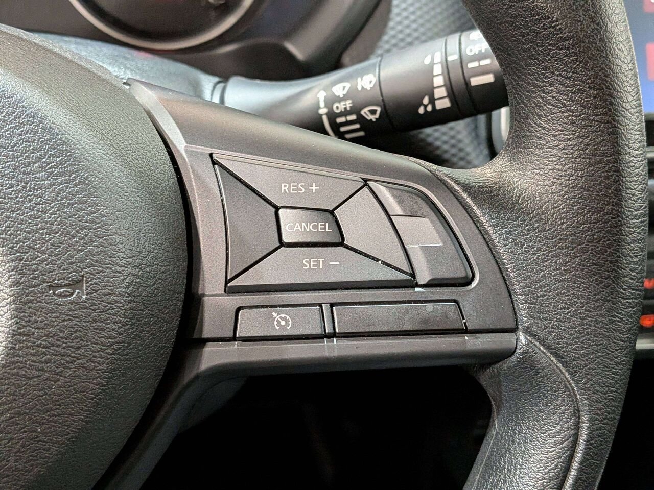 Nissan Kicks S FWD 2024 Noir Val-David - photo #15