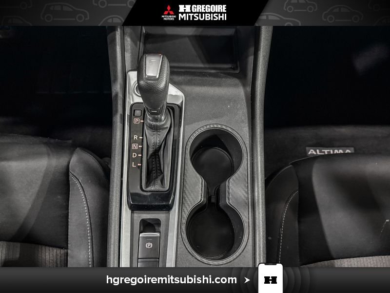 2024 Nissan Altima White Laval - photo #24