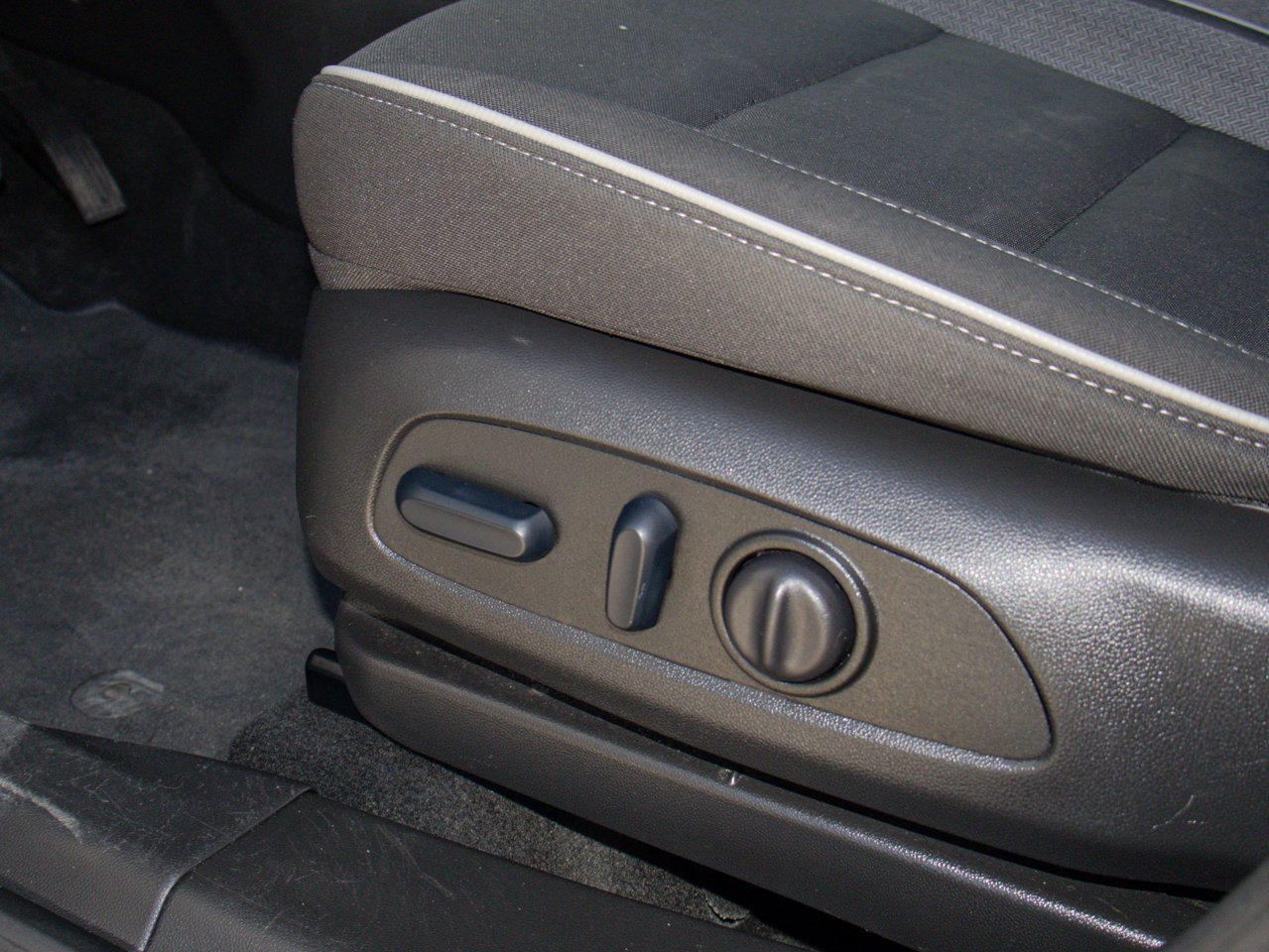 2024 Chevrolet Trailblazer AWD 4dr LT Grey Sherwood Park - photo #18