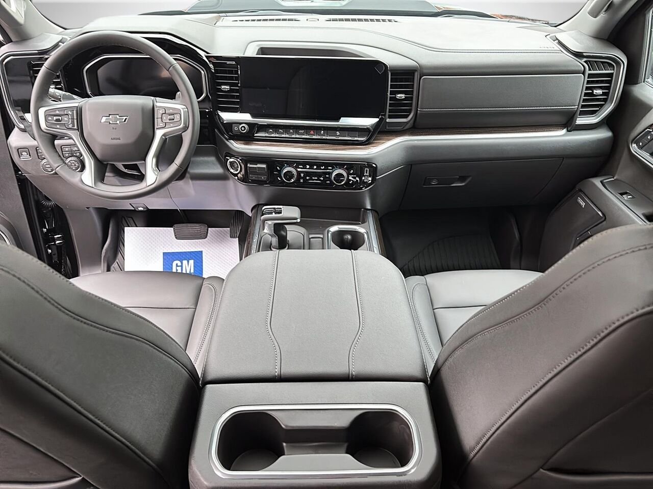 CHEVROLET Silverado 1500 LT TRAIL BOSS 2026 NOIR Saint-Hyacinthe - photo #7