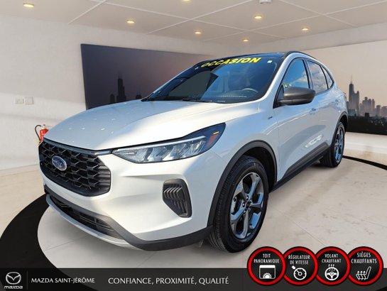 2025 Ford Escape ST-Line | TOIT PANORAMIQUE | CUIR | AWD White