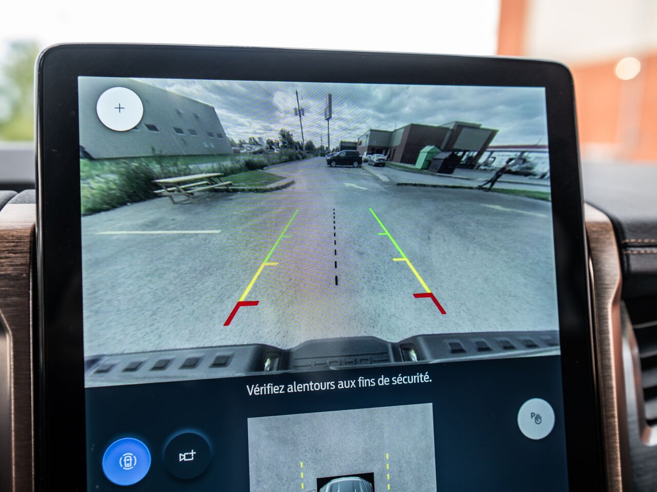 Ford F-150 LIGHTNING 4X4 CUIR GPS CAMERA 360 ANTIVOL 2023 Noir Sainte-Julienne - photo #18