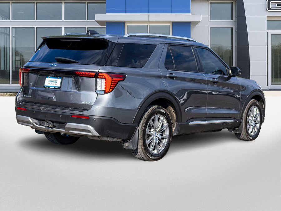 Ford Explorer Platinum 4 RM 2025 Gris