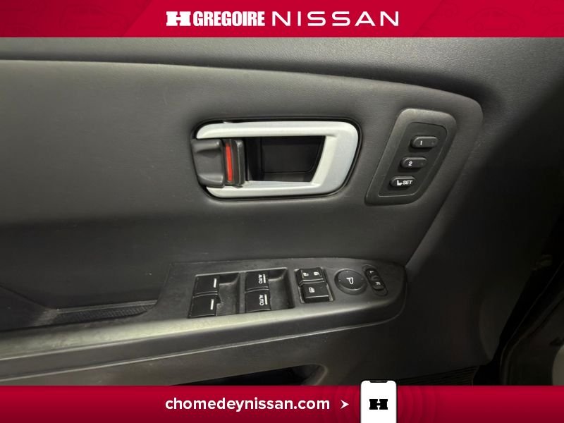 Honda Pilot CA7321 | Touring * AWD * Cuir * Toit * Caméra * 2015 Noir Laval - photo #13