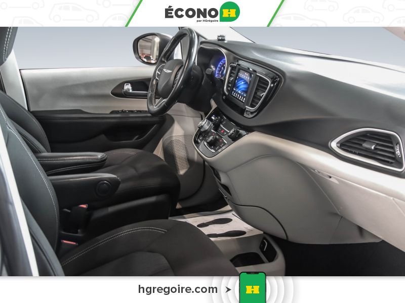 2021 Chrysler Grand Caravan Grey Blainville - photo #27