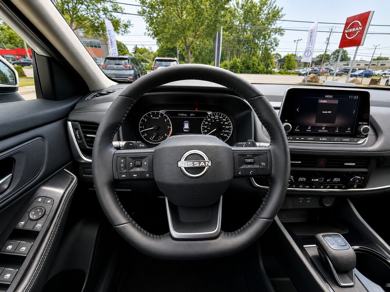 NISSAN Rogue ROGUE S 2026 Blanc Everest nacré triple couche Châteauguay - photo #13