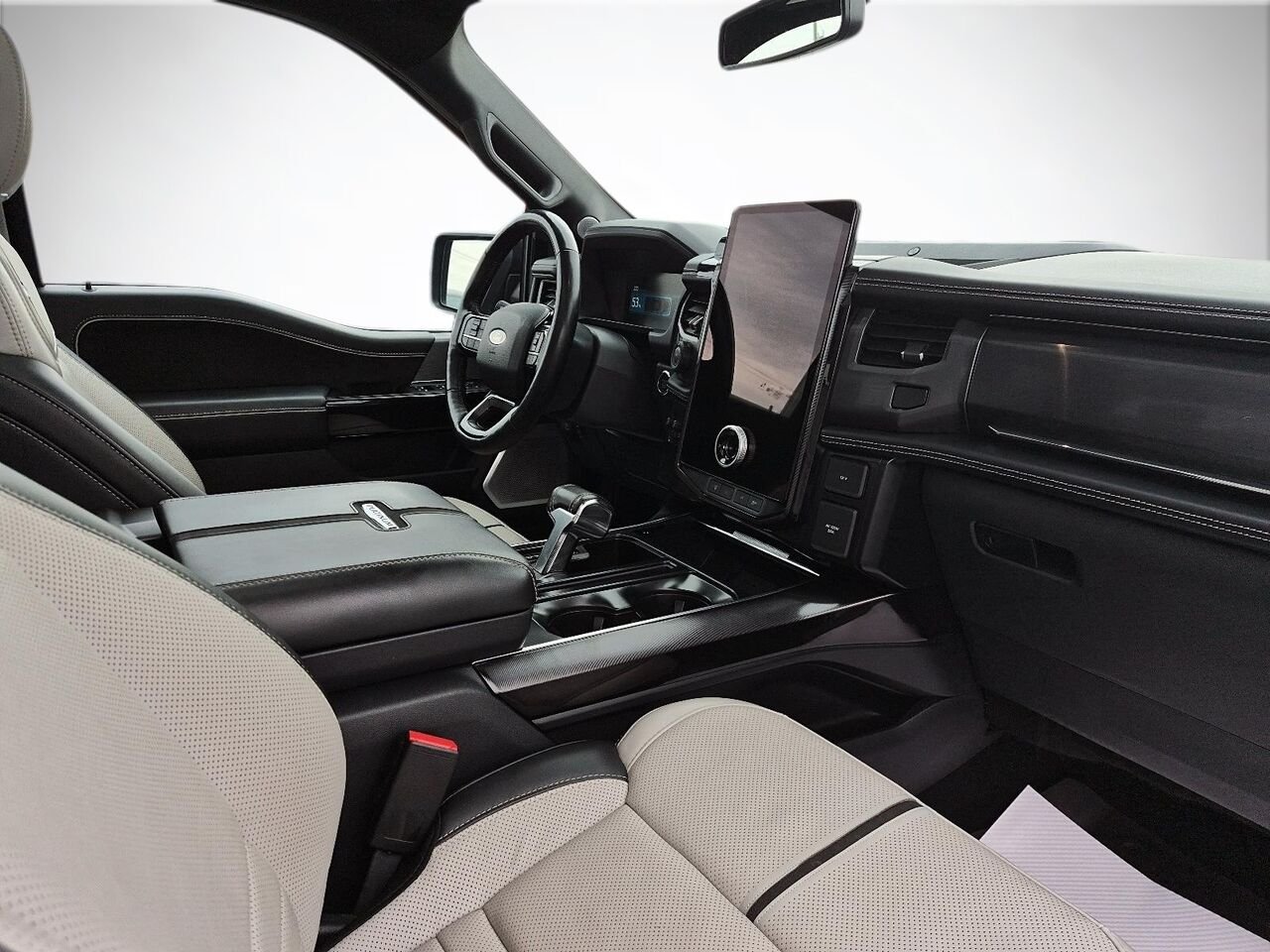 2023 Ford F-150 Lightning Black Saint-Jérôme - photo #8