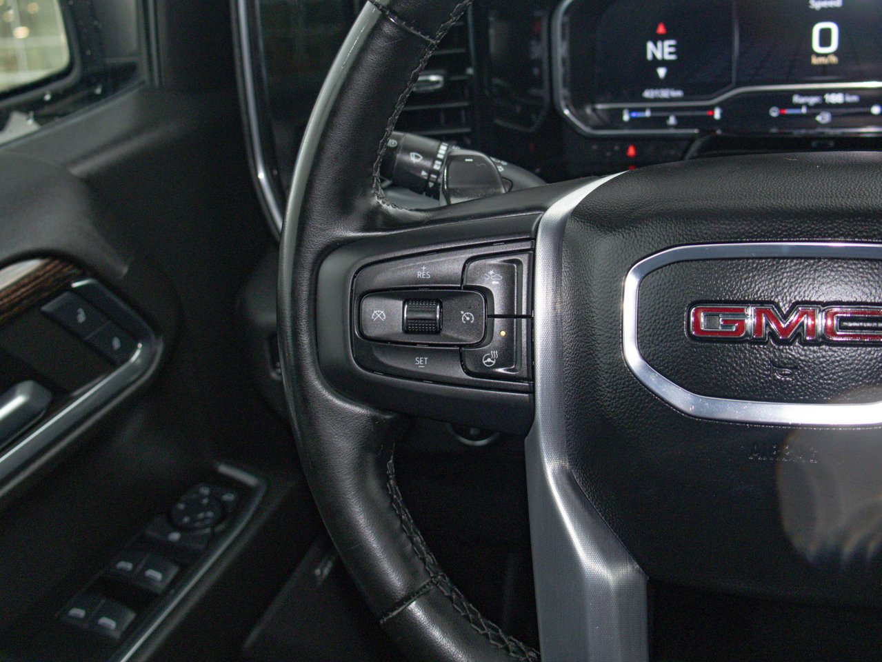 2024 GMC Sierra 1500 4WD Crew Cab 147 Elevation Grey Sherwood Park - photo #22