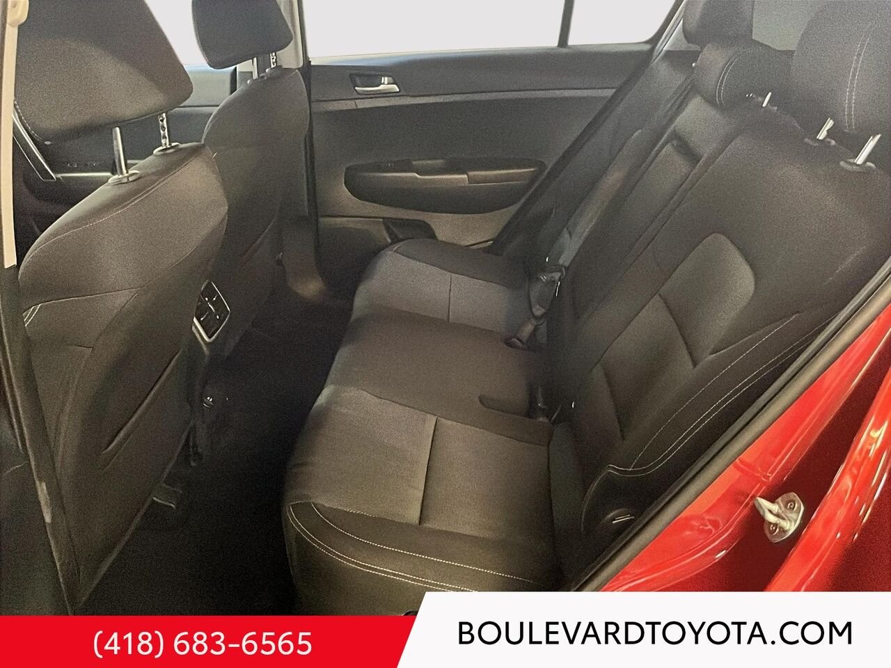 2021 Kia Sportage 99685B-105 | LX, AWD Red Québec - photo #17