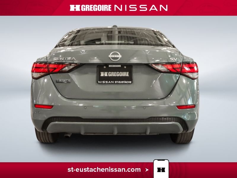2024 Nissan Sentra Grey Laval - photo #10