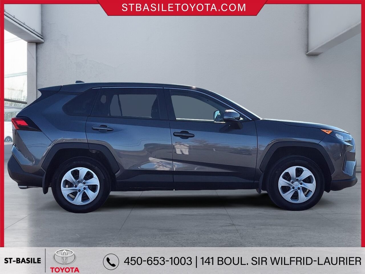 2024 TOYOTA RAV4 Grey Saint-Basile-le-Grand - photo #2