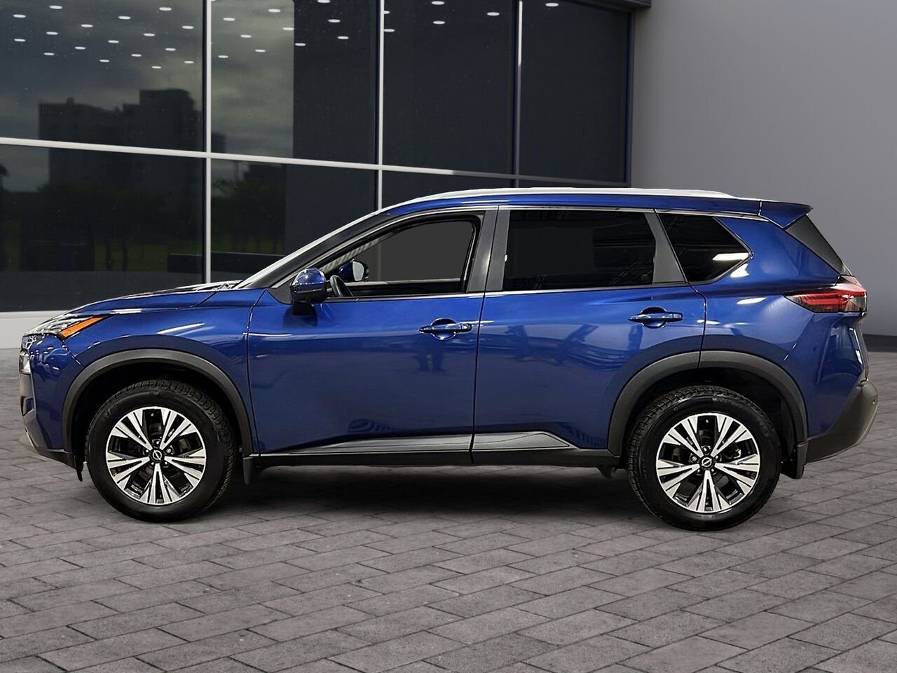 2023 Nissan Rogue SV TI Blue Québec - photo #23