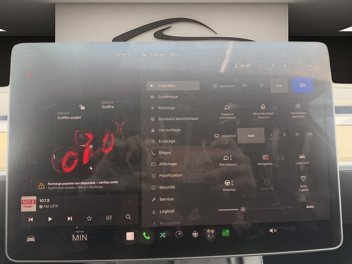 Tesla Model Y 2023 Argent  - photo #15
