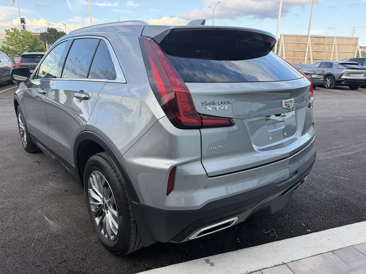 2024 Cadillac XT4 PREMIUM LUXURY AWD FINANCEMENT À PARTIR 3.99% Laval - photo #11