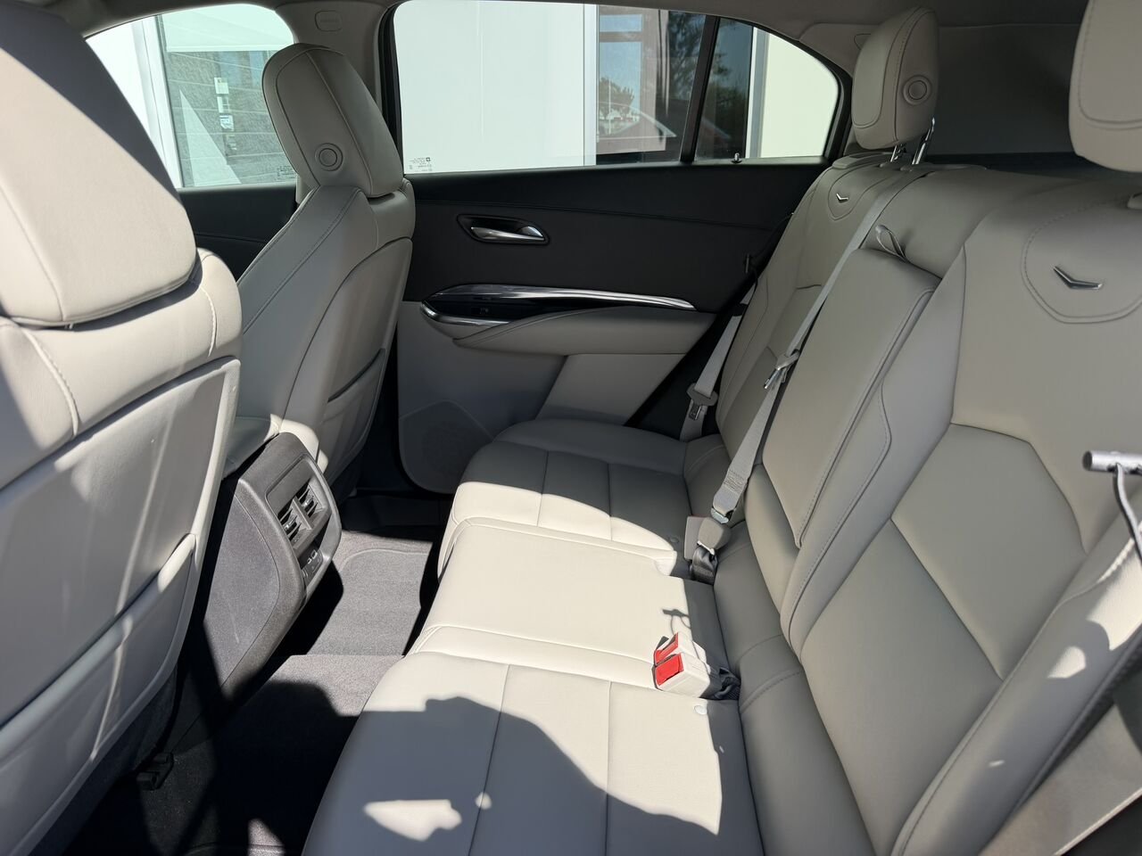 2019 Cadillac XT4 LUXURY AWD Black Laval - photo #12