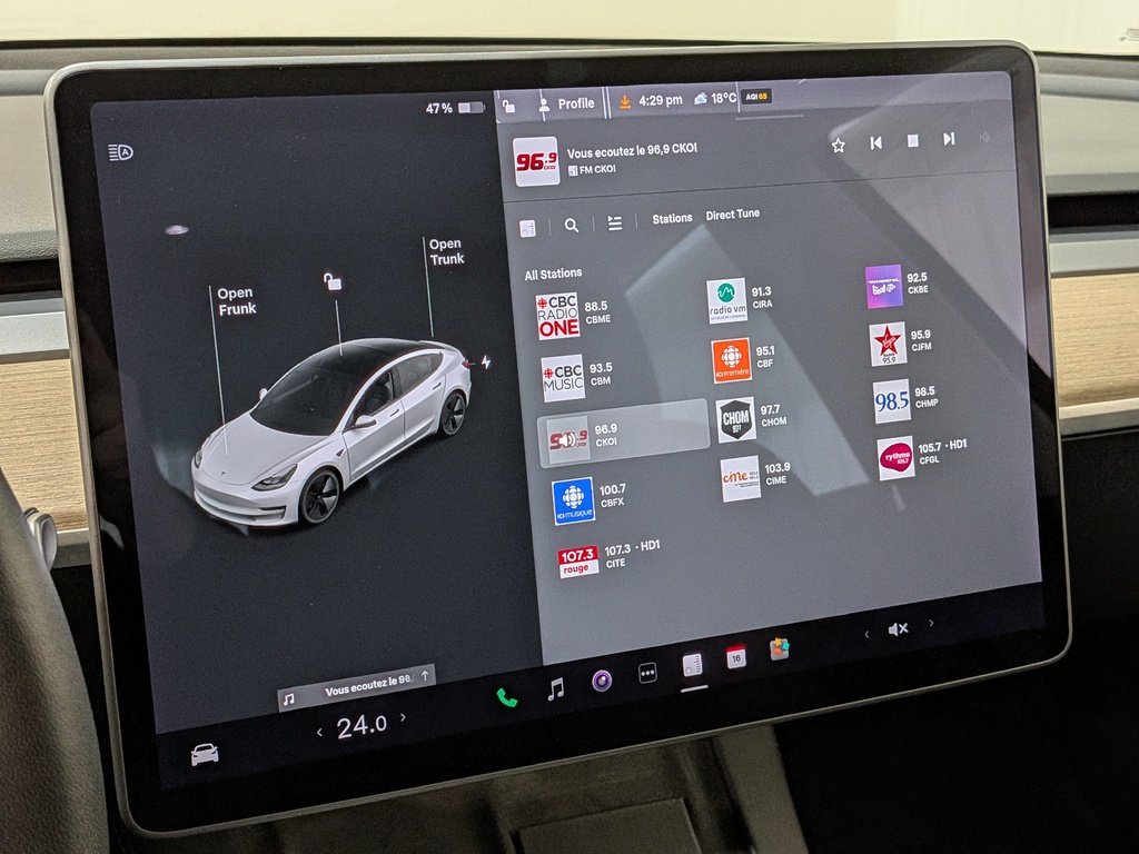 2021 Tesla Model 3 Standard Range RWD *Ltd Avail* Red Val-David - photo #19