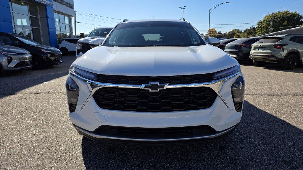 CHEVROLET TRAX LT FWD 2025 Blanc Mont-Laurier - photo #1
