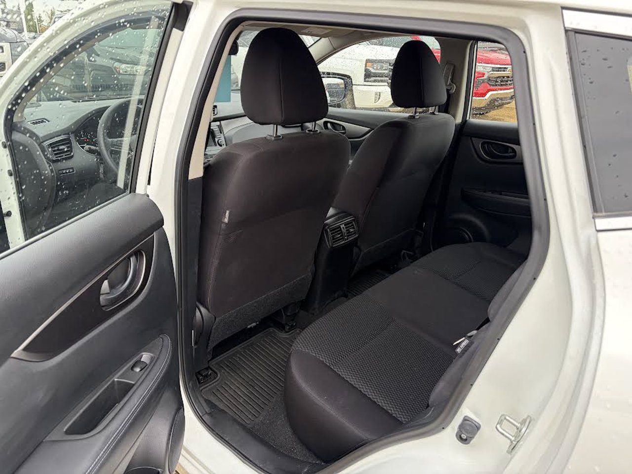 2021 Nissan Qashqai FWD S CVT White Sherwood Park - photo #6