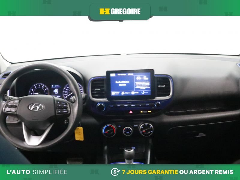 2020 Hyundai Venue Blue Blainville - photo #20