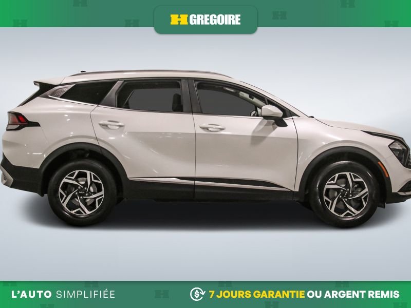 2023 Kia Sportage White Saint-Eustache - photo #10