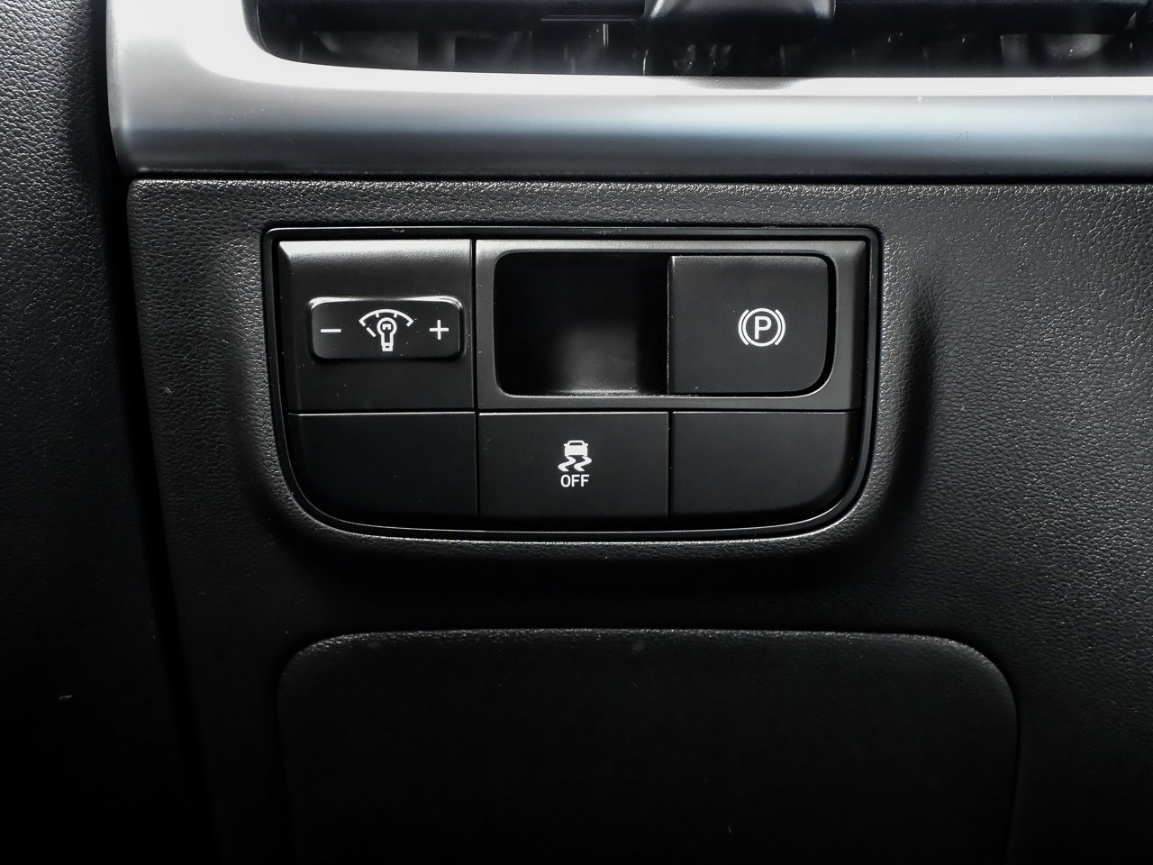 2025 Hyundai Tucson Preferred AWD White Sherwood Park - photo #18