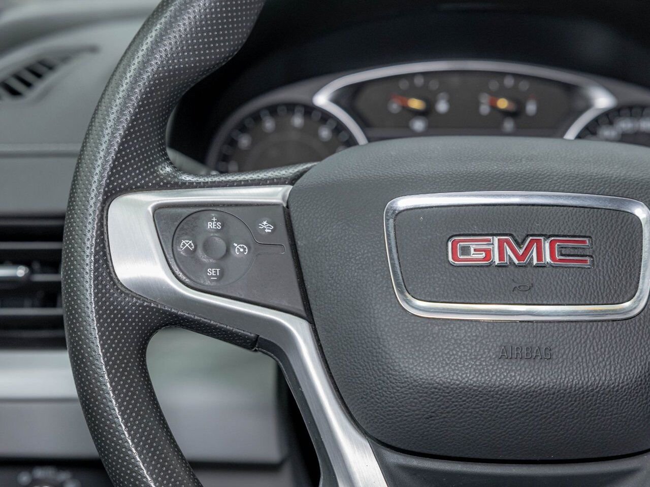 GMC Terrain SLE AWD *SIÈGES CHAUFF* HAYON ELECT REG ADAPT 2024 Noir Saint-Jérôme - photo #13
