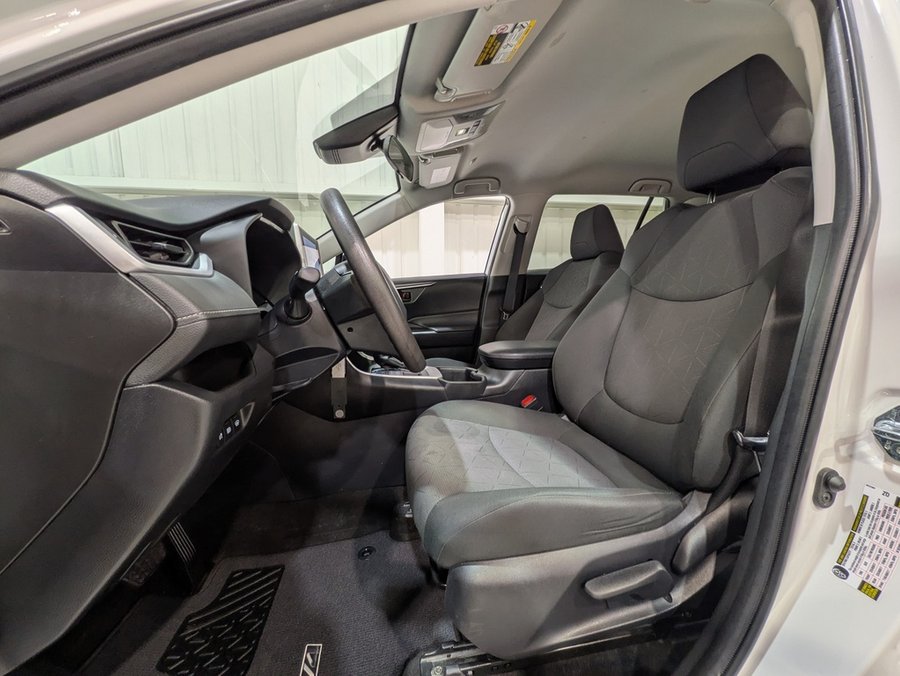 Toyota RAV4 LE AWD 2024 Blanc