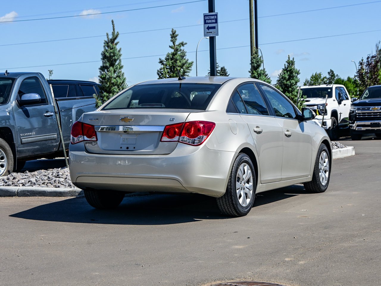 2014 Chevrolet Cruze 4dr Sdn 1LT Beige Sherwood Park - photo #12