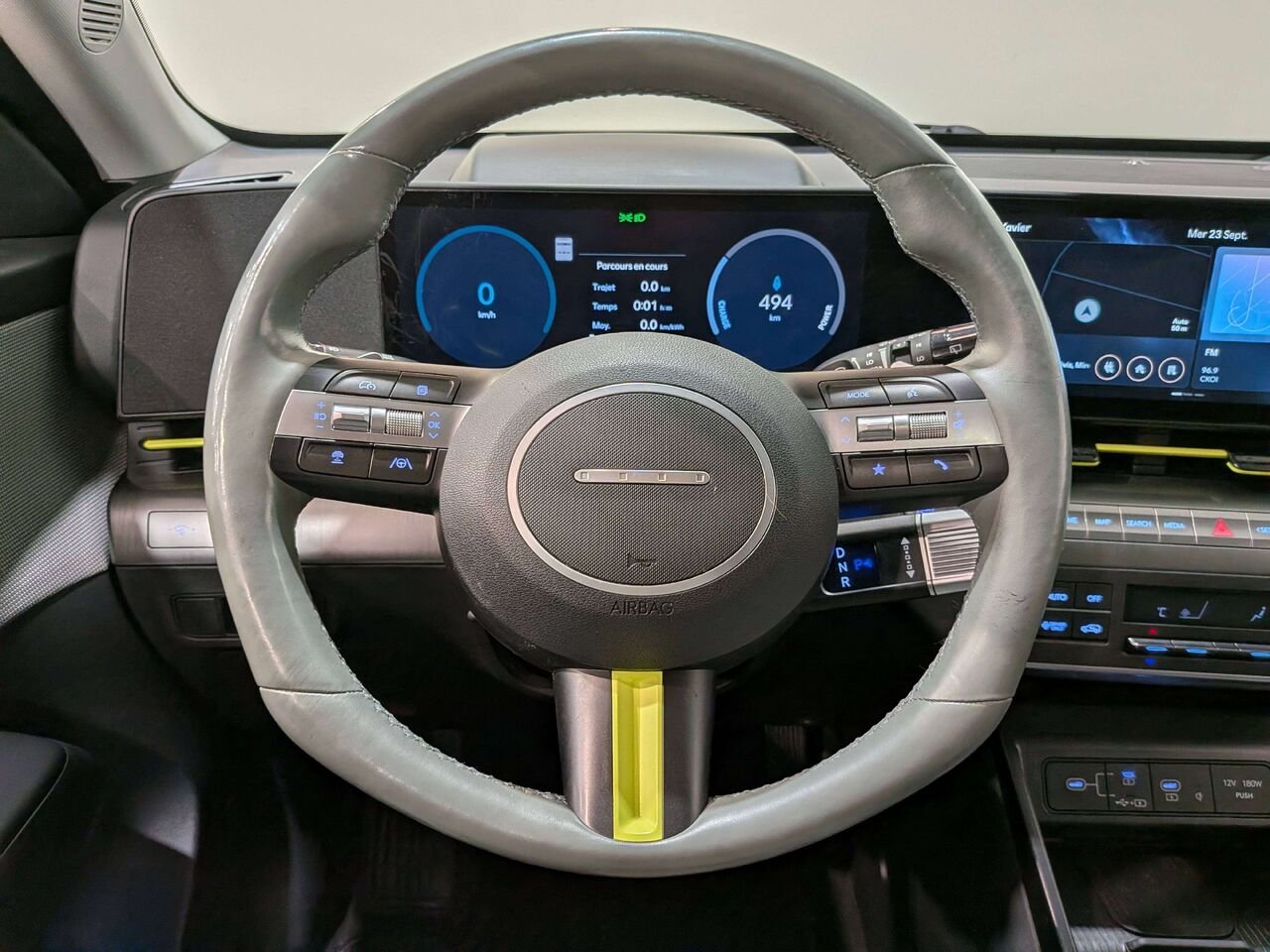 2024 Hyundai Kona Electric Ultimate FWD w/Sage-Green Interior Black Val-David - photo #13