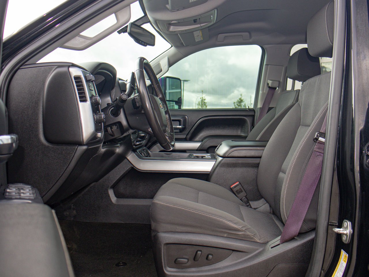 2016 Chevrolet Silverado 2500HD 4WD Crew Cab 153 LT Black Sherwood Park - photo #17