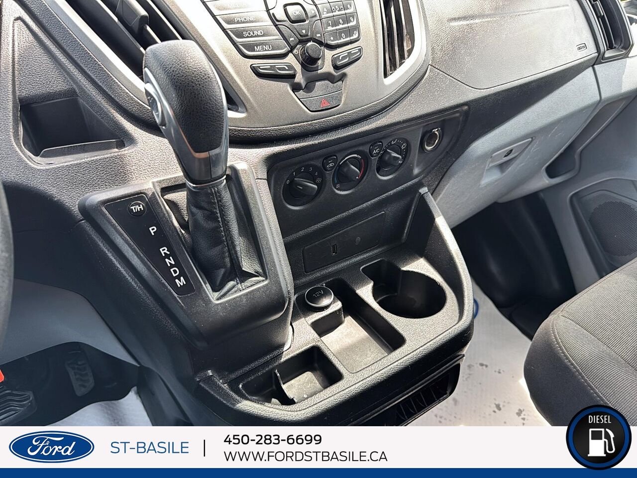2019 Ford Transit fourgon utilitaire White Saint-Basile-le-Grand - photo #19
