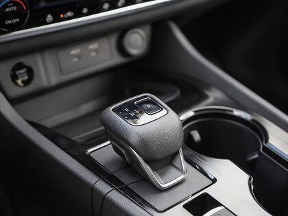2026 Nissan Rogue Everest White Tricoat Pearl Blainville - photo #16