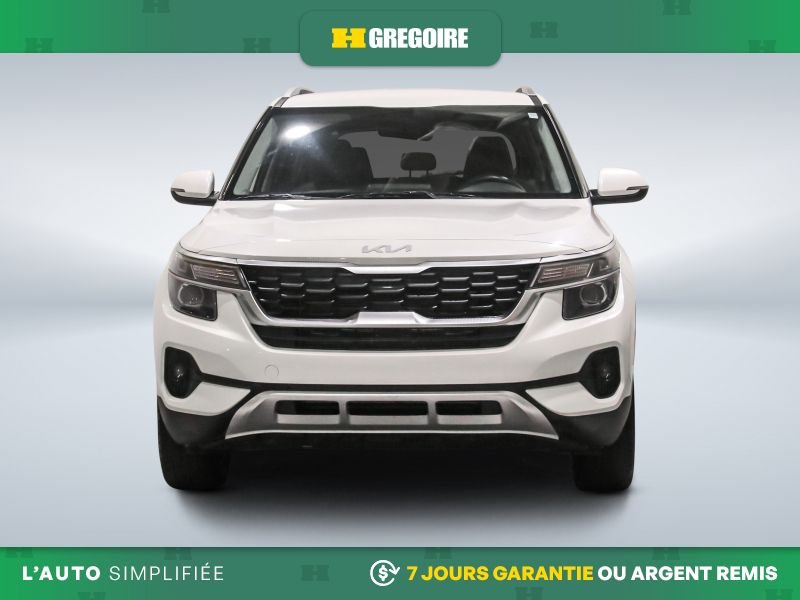2023 Kia Seltos White Laval - photo #1