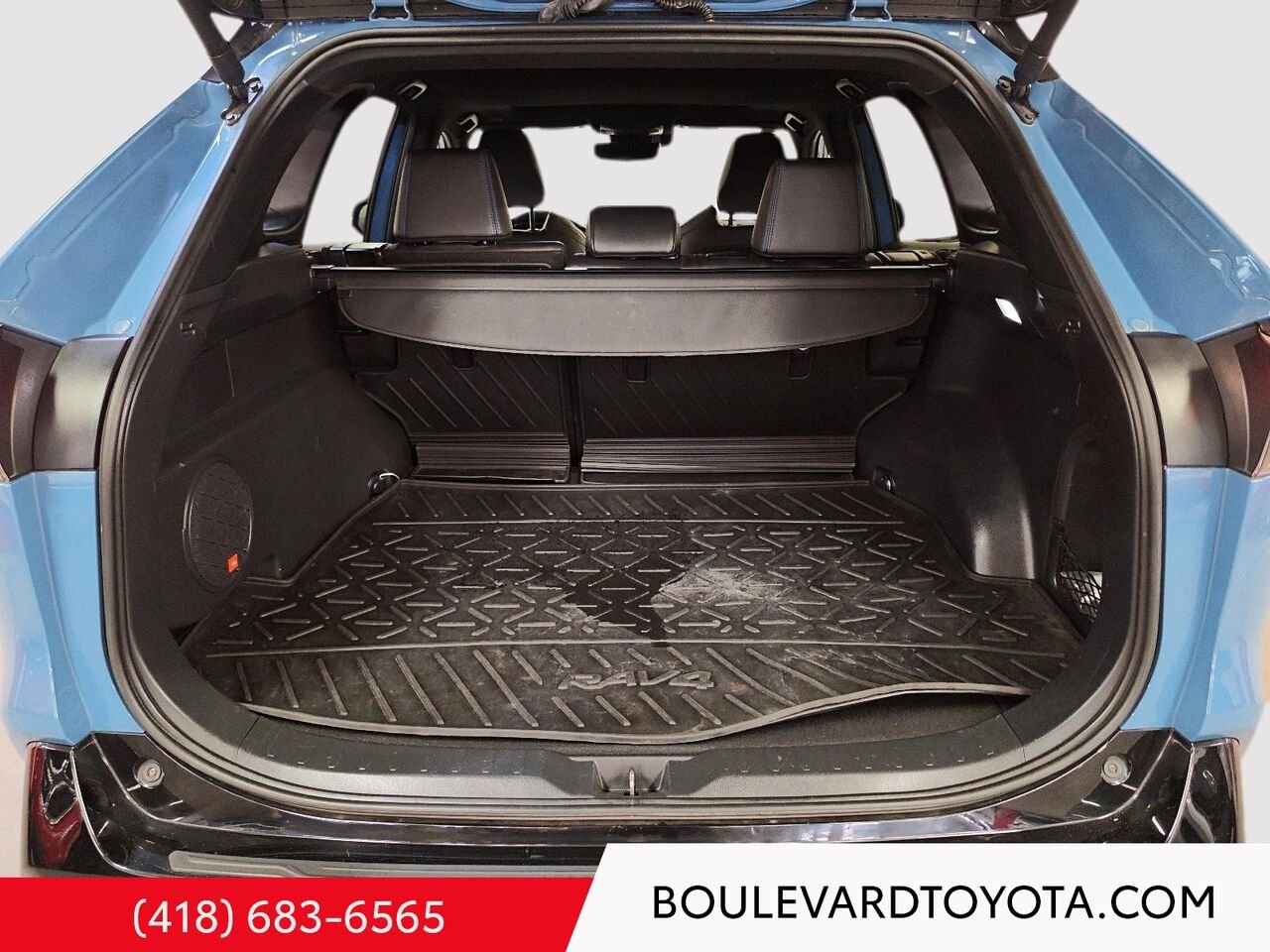 Toyota RAV4 100398A-4 | HYBRIDE, XSE, AWD 2024 Bleu Québec - photo #21