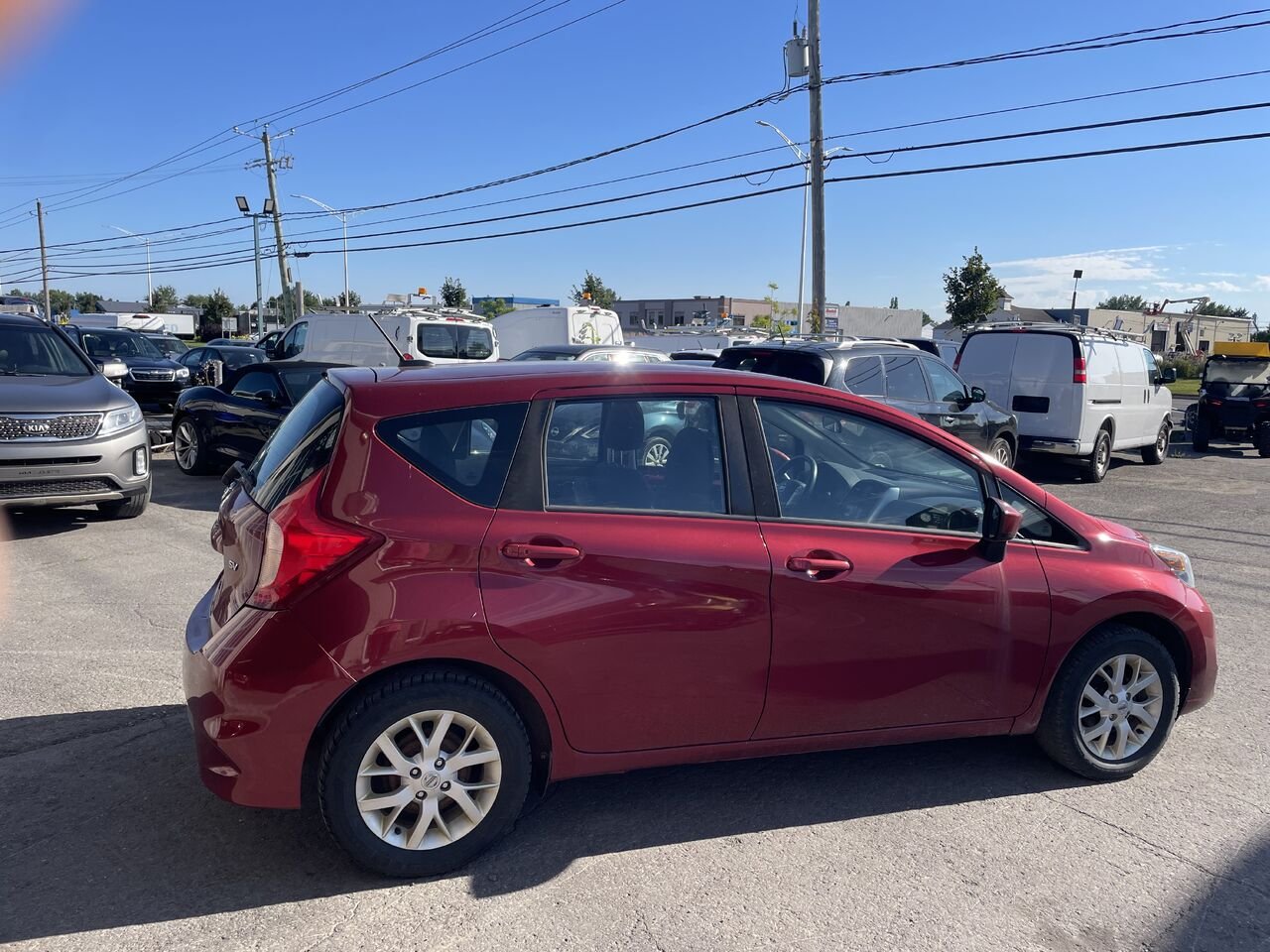 2018 Nissan Versa Note Red  - photo #11
