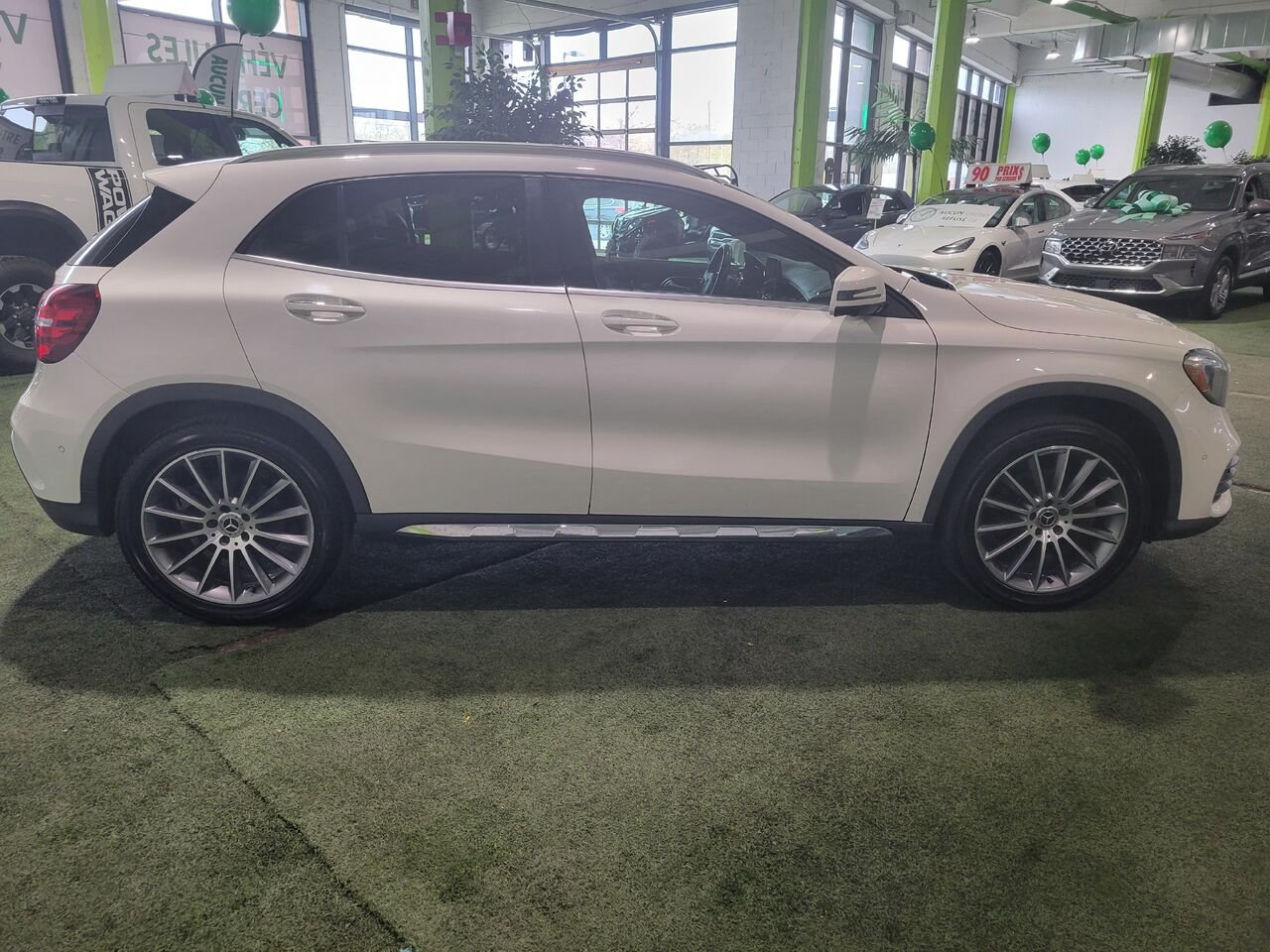 2019 Mercedes-Benz GLA White  - photo #6